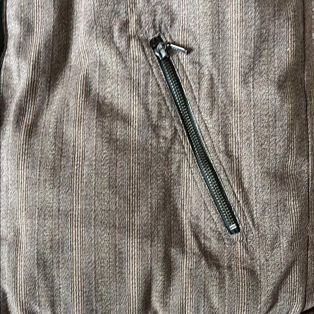 Eddie Bauer reversible Green/Brown Puffer Vest - men’s L Excellent condition - Picture 6 of 8